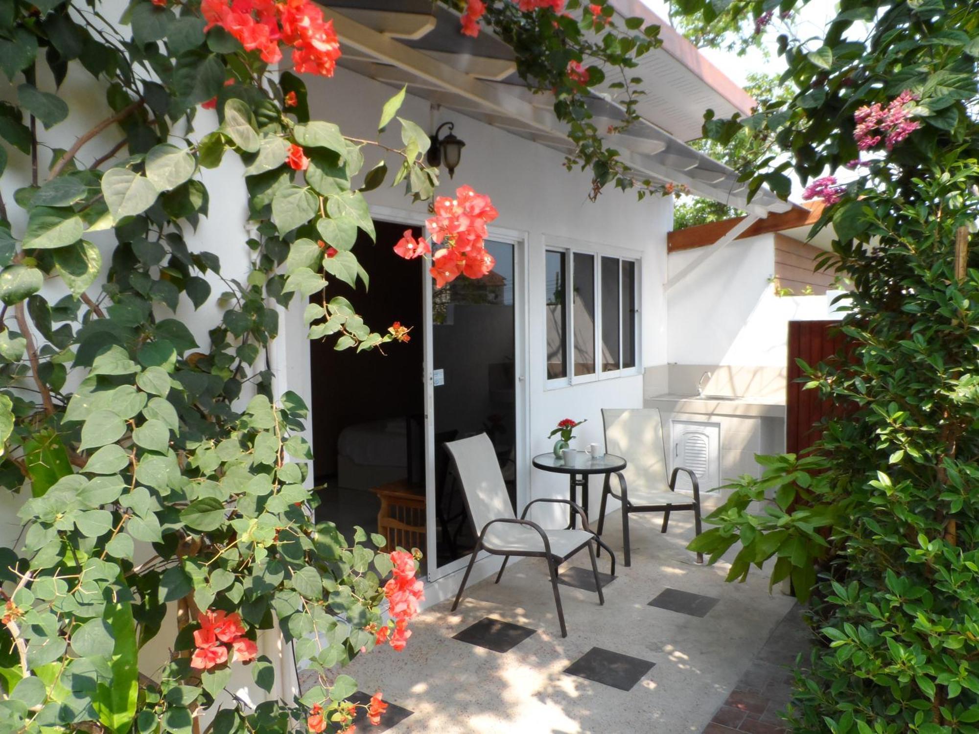 Hotel Baan Sabaaidee - Adult Friendly Hua Hin Habitación foto