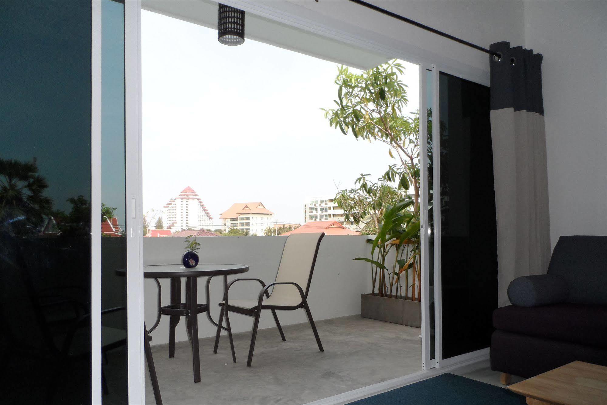 Hotel Baan Sabaaidee - Adult Friendly Hua Hin Exterior foto